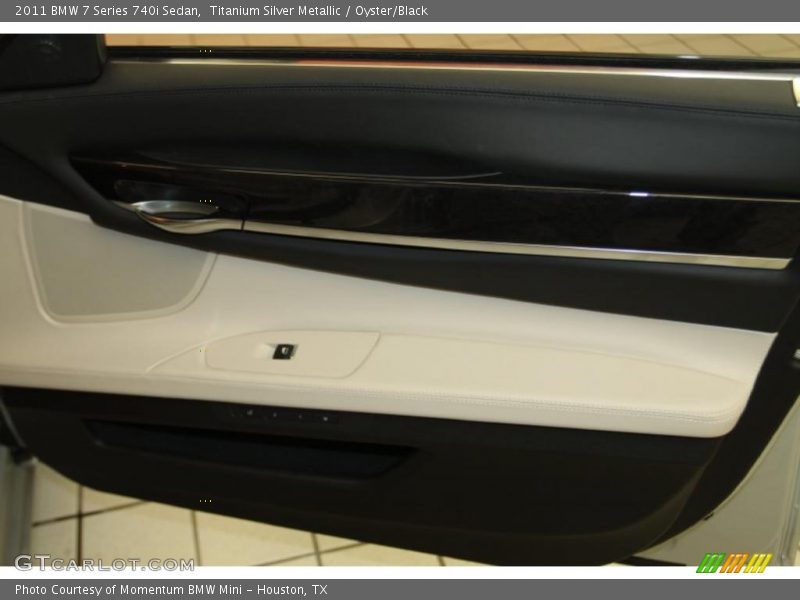 Titanium Silver Metallic / Oyster/Black 2011 BMW 7 Series 740i Sedan