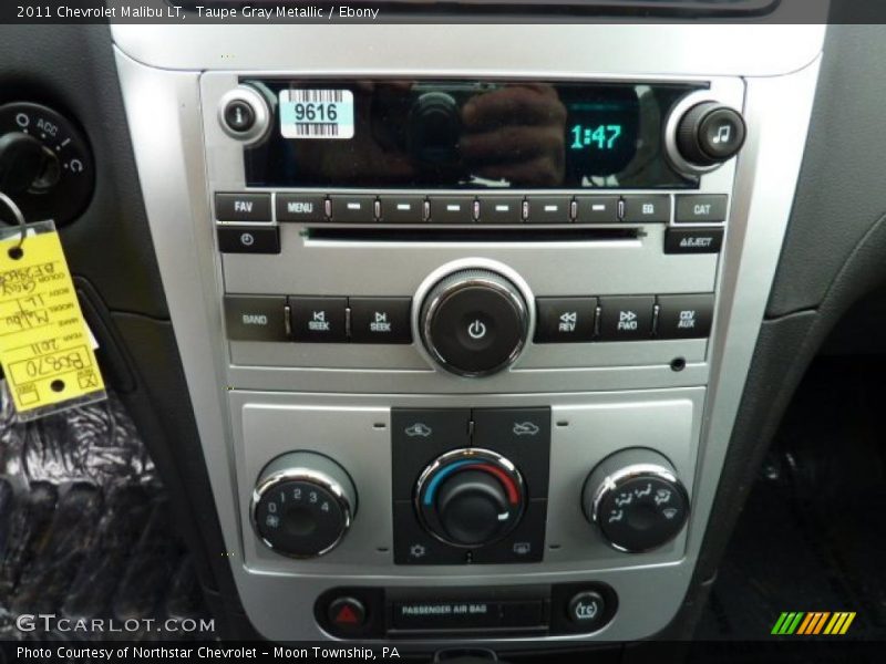 Taupe Gray Metallic / Ebony 2011 Chevrolet Malibu LT
