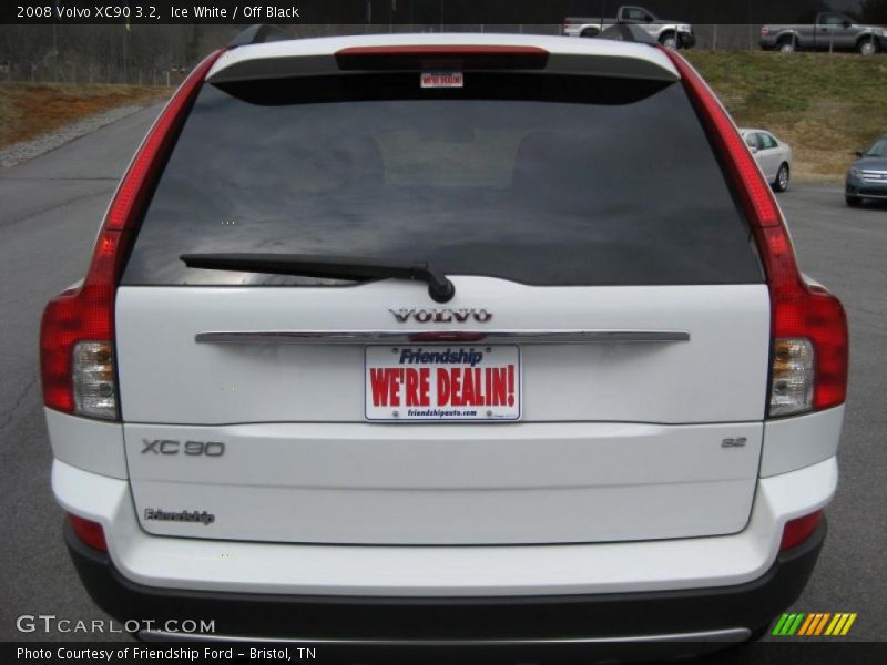Ice White / Off Black 2008 Volvo XC90 3.2