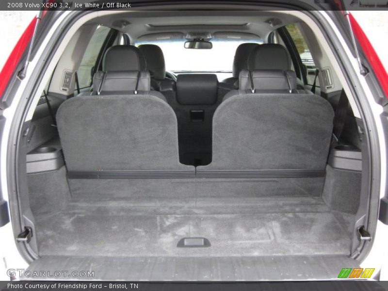 Ice White / Off Black 2008 Volvo XC90 3.2