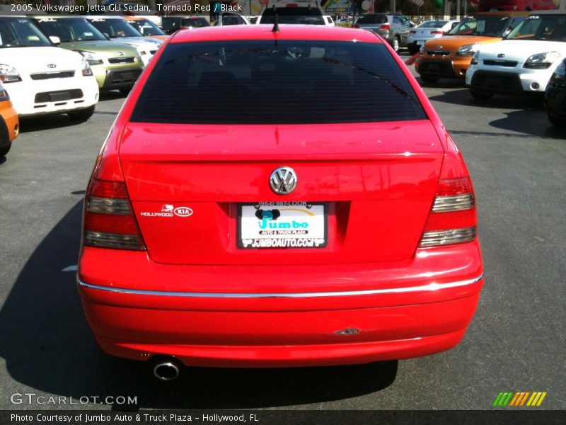 Tornado Red / Black 2005 Volkswagen Jetta GLI Sedan