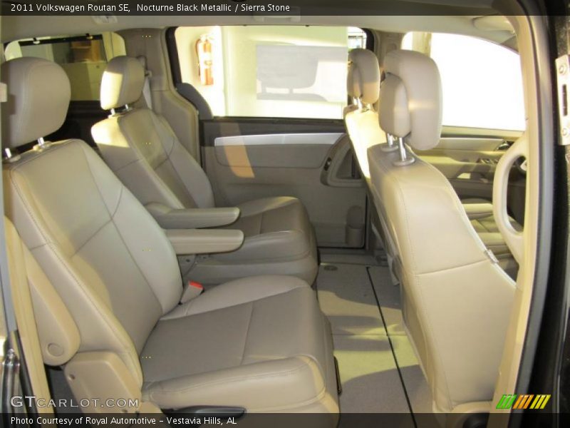Nocturne Black Metallic / Sierra Stone 2011 Volkswagen Routan SE