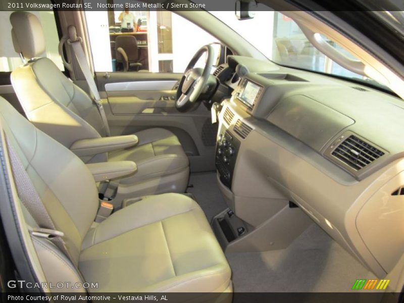 Nocturne Black Metallic / Sierra Stone 2011 Volkswagen Routan SE