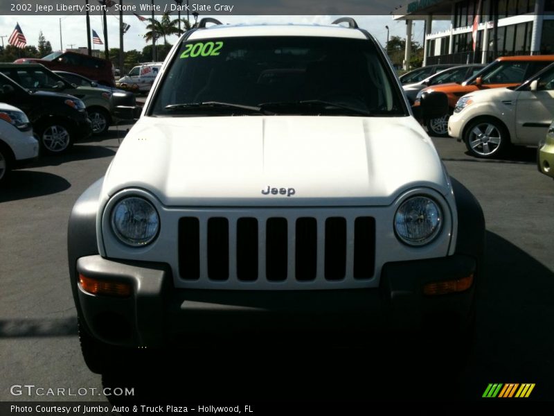 Stone White / Dark Slate Gray 2002 Jeep Liberty Sport