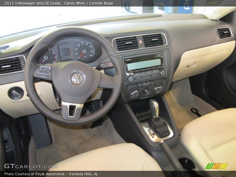 Candy White / Cornsilk Beige 2011 Volkswagen Jetta SE Sedan