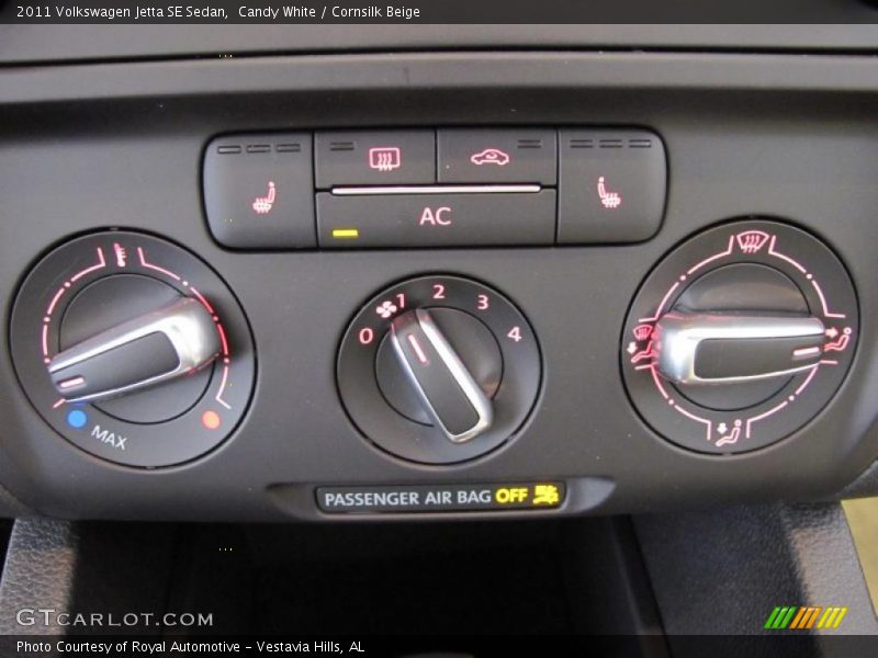 Candy White / Cornsilk Beige 2011 Volkswagen Jetta SE Sedan