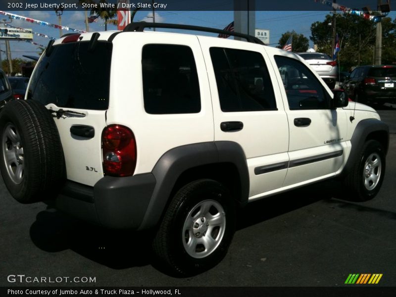 Stone White / Dark Slate Gray 2002 Jeep Liberty Sport