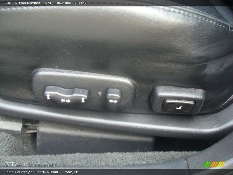 Onyx Black / Black 2006 Nissan Maxima 3.5 SL