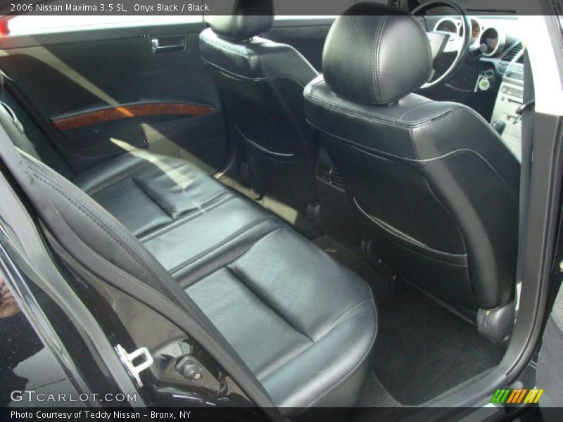 Onyx Black / Black 2006 Nissan Maxima 3.5 SL