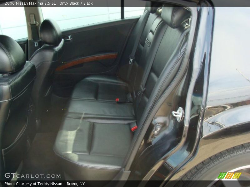 Onyx Black / Black 2006 Nissan Maxima 3.5 SL