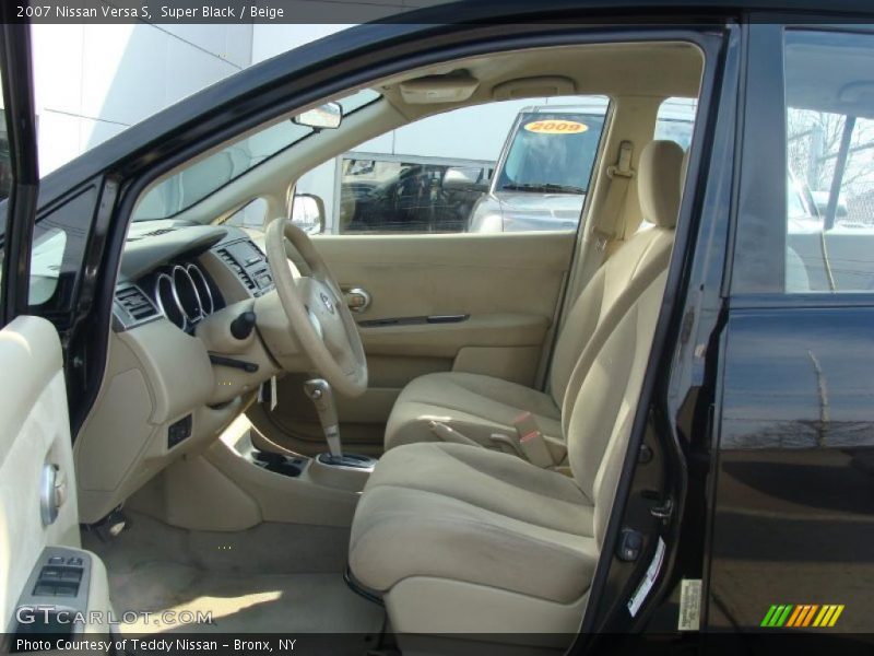 Super Black / Beige 2007 Nissan Versa S