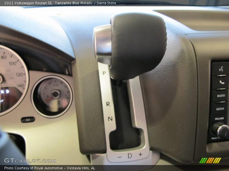  2011 Routan SE 6 Speed Automatic Shifter