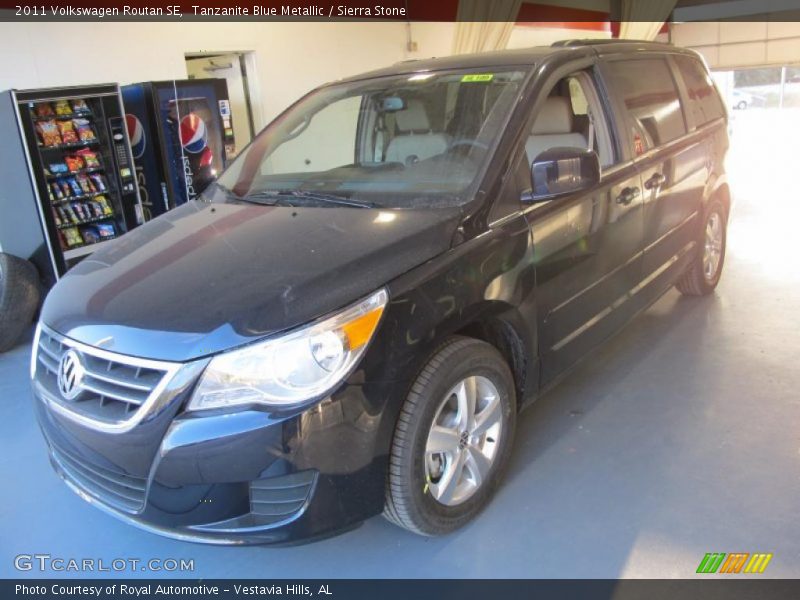 Tanzanite Blue Metallic / Sierra Stone 2011 Volkswagen Routan SE