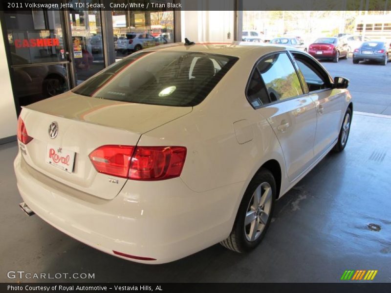 Candy White / Titan Black 2011 Volkswagen Jetta TDI Sedan