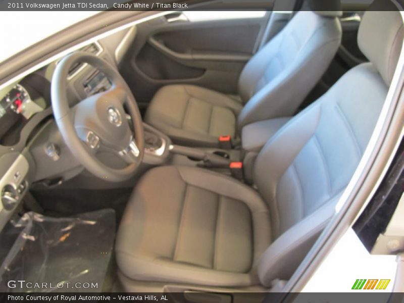 Candy White / Titan Black 2011 Volkswagen Jetta TDI Sedan