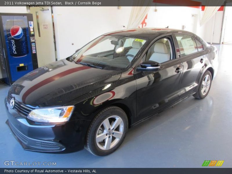 Black / Cornsilk Beige 2011 Volkswagen Jetta TDI Sedan