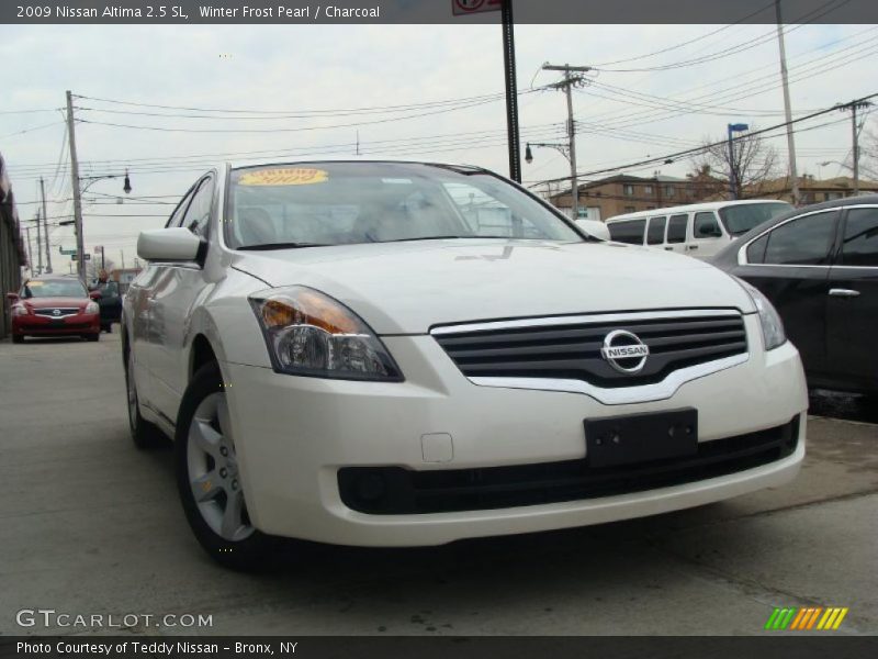 Winter Frost Pearl / Charcoal 2009 Nissan Altima 2.5 SL