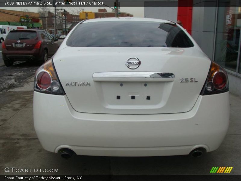 Winter Frost Pearl / Charcoal 2009 Nissan Altima 2.5 SL