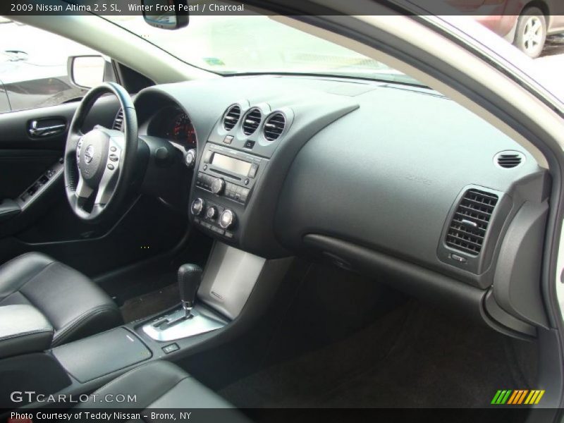 Winter Frost Pearl / Charcoal 2009 Nissan Altima 2.5 SL