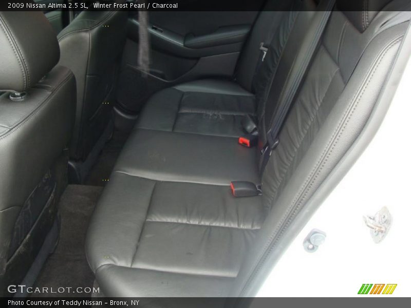 Winter Frost Pearl / Charcoal 2009 Nissan Altima 2.5 SL
