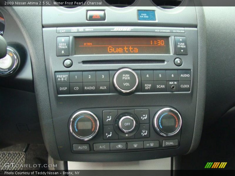 Winter Frost Pearl / Charcoal 2009 Nissan Altima 2.5 SL