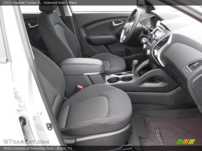  2011 Tucson GL Black Interior
