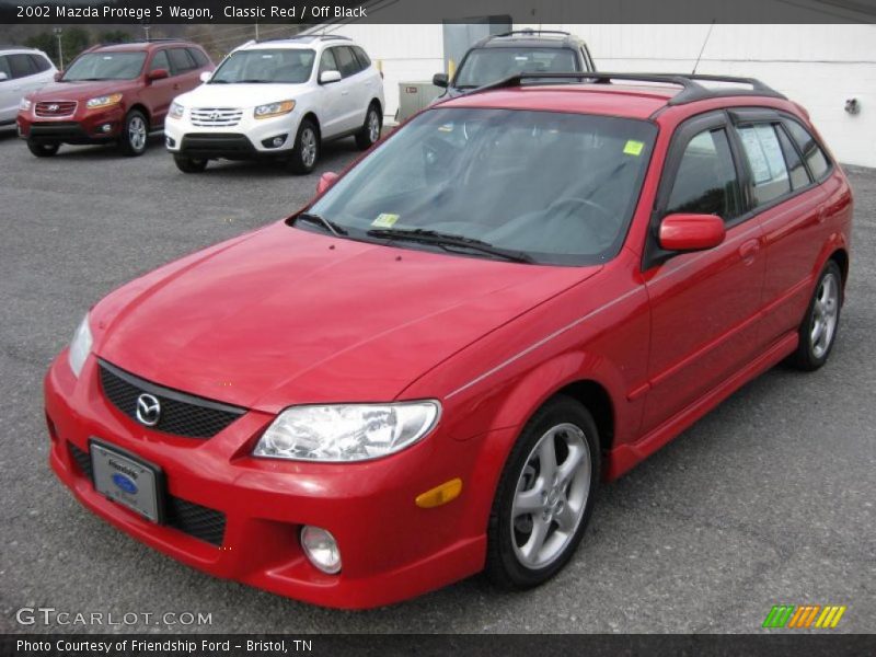 Front 3/4 View of 2002 Protege 5 Wagon