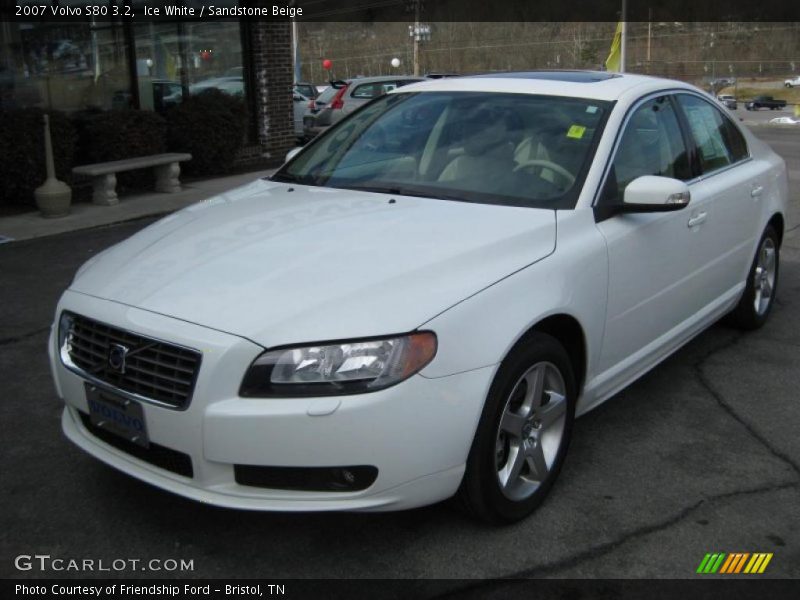 Ice White / Sandstone Beige 2007 Volvo S80 3.2