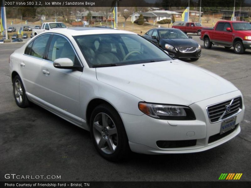 Ice White / Sandstone Beige 2007 Volvo S80 3.2