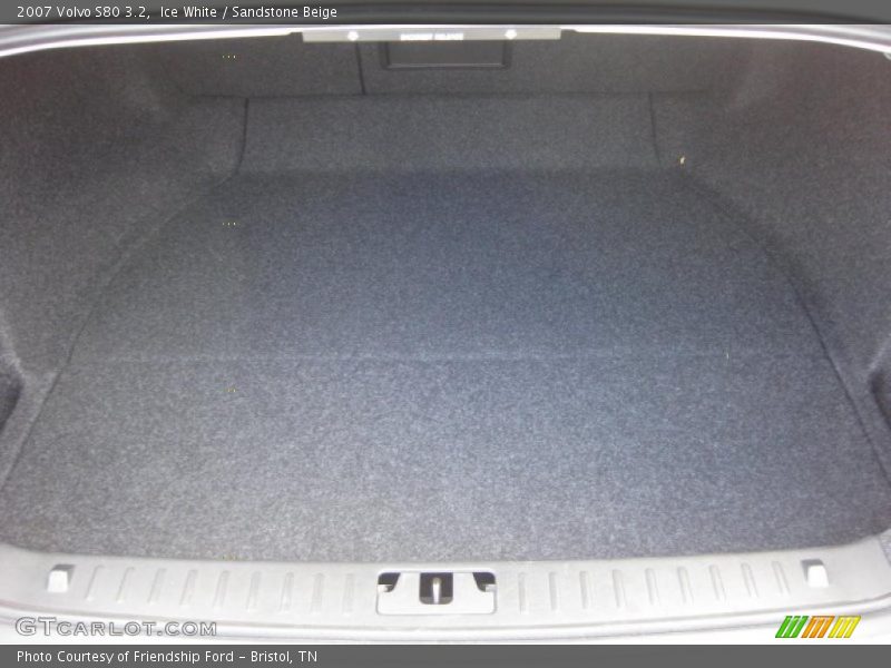 Ice White / Sandstone Beige 2007 Volvo S80 3.2