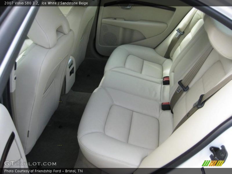 Ice White / Sandstone Beige 2007 Volvo S80 3.2