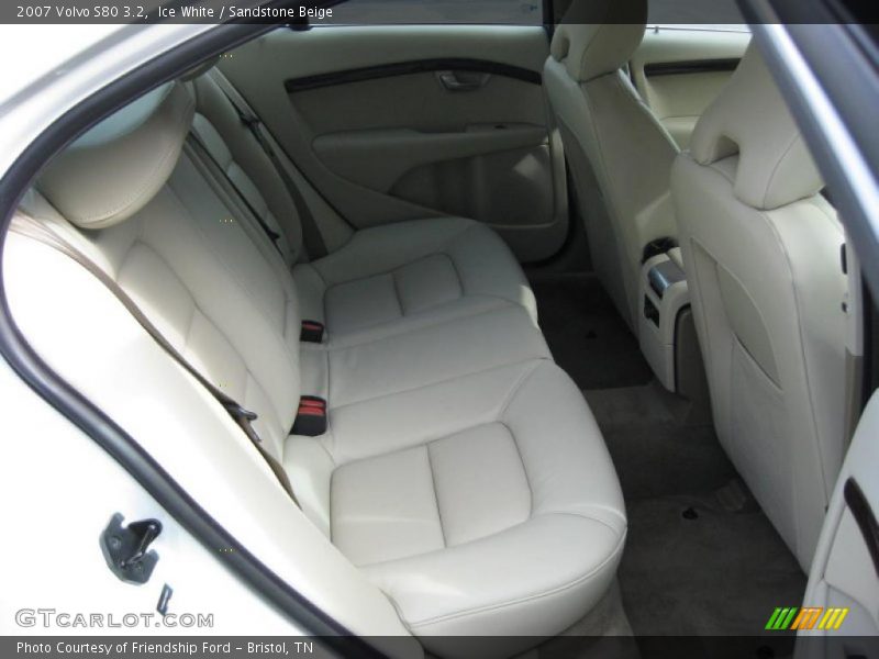 Ice White / Sandstone Beige 2007 Volvo S80 3.2