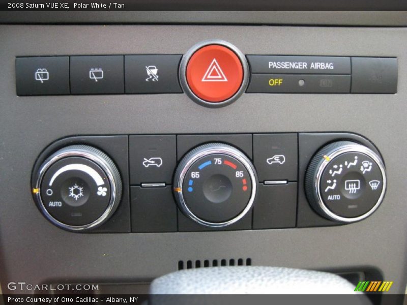 Polar White / Tan 2008 Saturn VUE XE