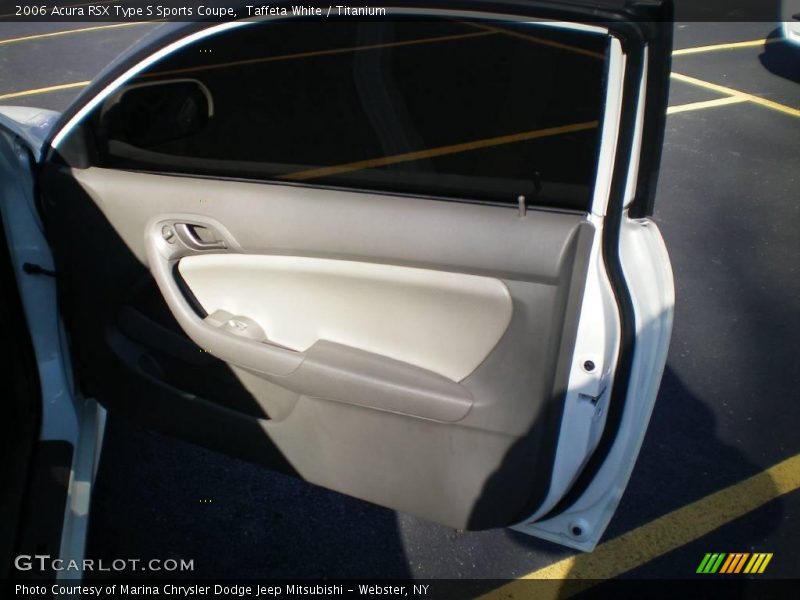 Taffeta White / Titanium 2006 Acura RSX Type S Sports Coupe