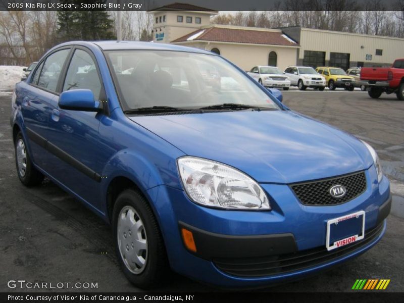 Front 3/4 View of 2009 Rio LX Sedan