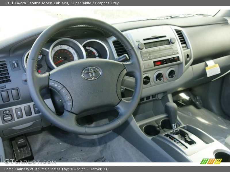 Super White / Graphite Gray 2011 Toyota Tacoma Access Cab 4x4