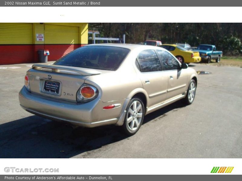 Sunlit Sand Metallic / Blond 2002 Nissan Maxima GLE
