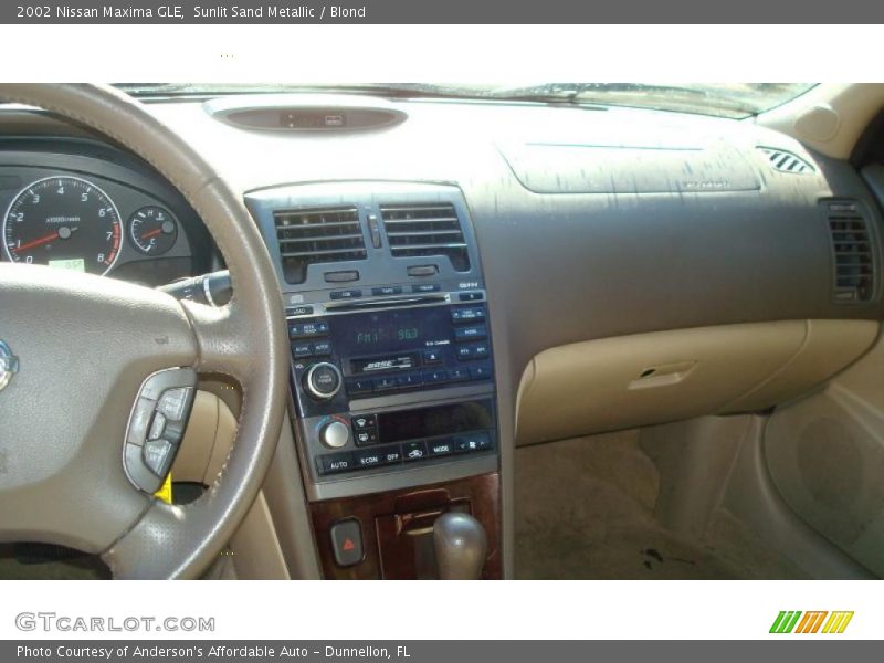 Sunlit Sand Metallic / Blond 2002 Nissan Maxima GLE