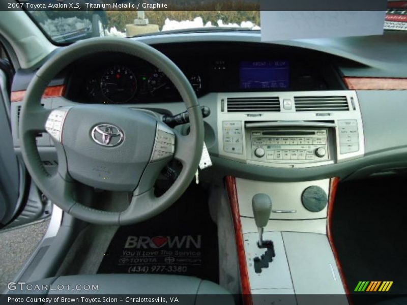 Titanium Metallic / Graphite 2007 Toyota Avalon XLS