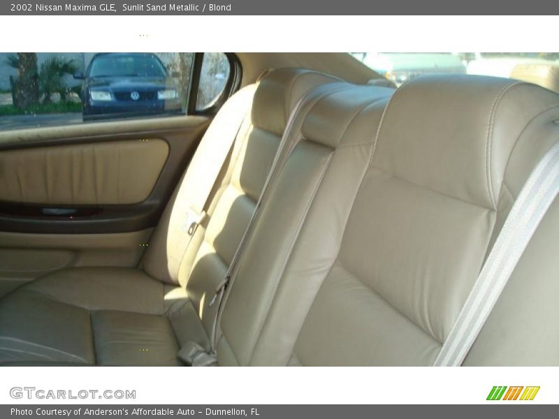 Sunlit Sand Metallic / Blond 2002 Nissan Maxima GLE