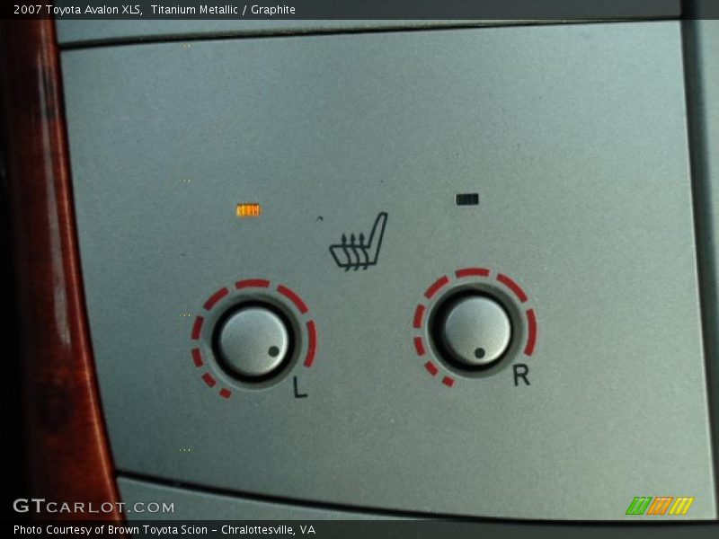 Titanium Metallic / Graphite 2007 Toyota Avalon XLS