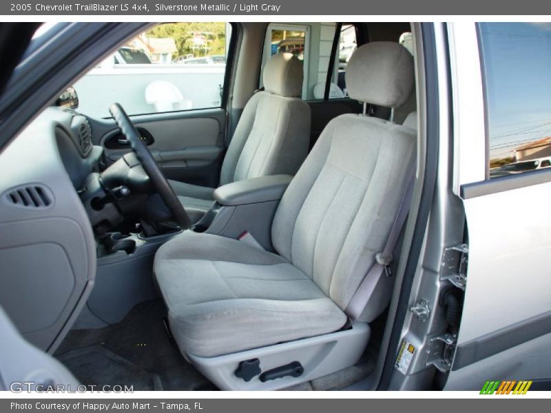 Silverstone Metallic / Light Gray 2005 Chevrolet TrailBlazer LS 4x4