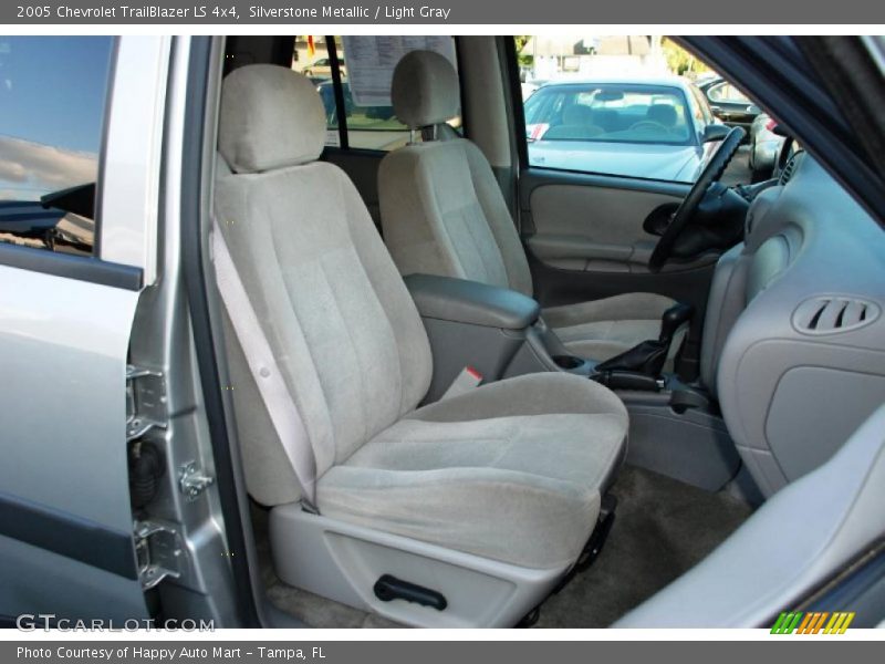 Silverstone Metallic / Light Gray 2005 Chevrolet TrailBlazer LS 4x4