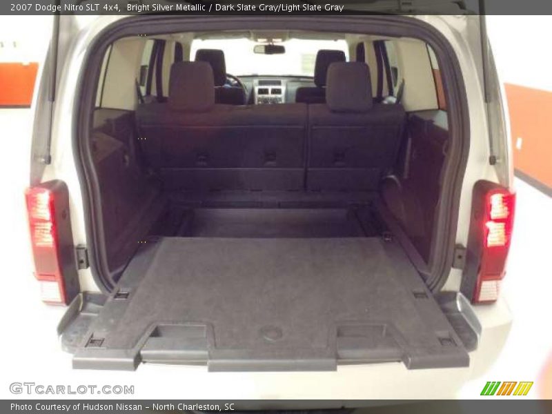 Bright Silver Metallic / Dark Slate Gray/Light Slate Gray 2007 Dodge Nitro SLT 4x4