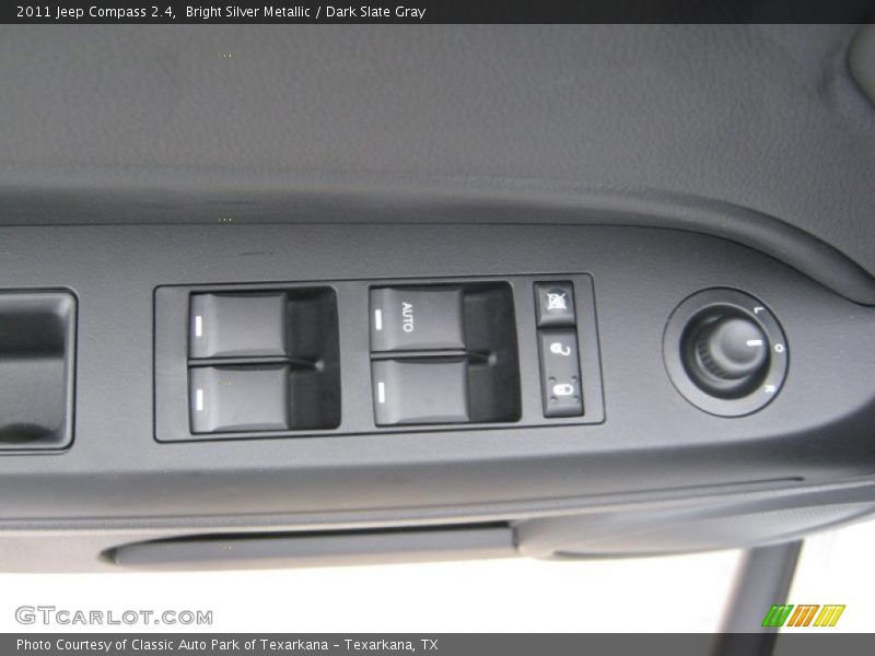 Controls of 2011 Compass 2.4