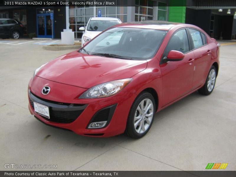 Front 3/4 View of 2011 MAZDA3 s Sport 4 Door