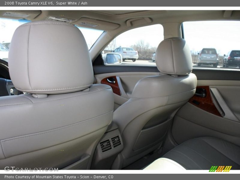 Super White / Ash 2008 Toyota Camry XLE V6