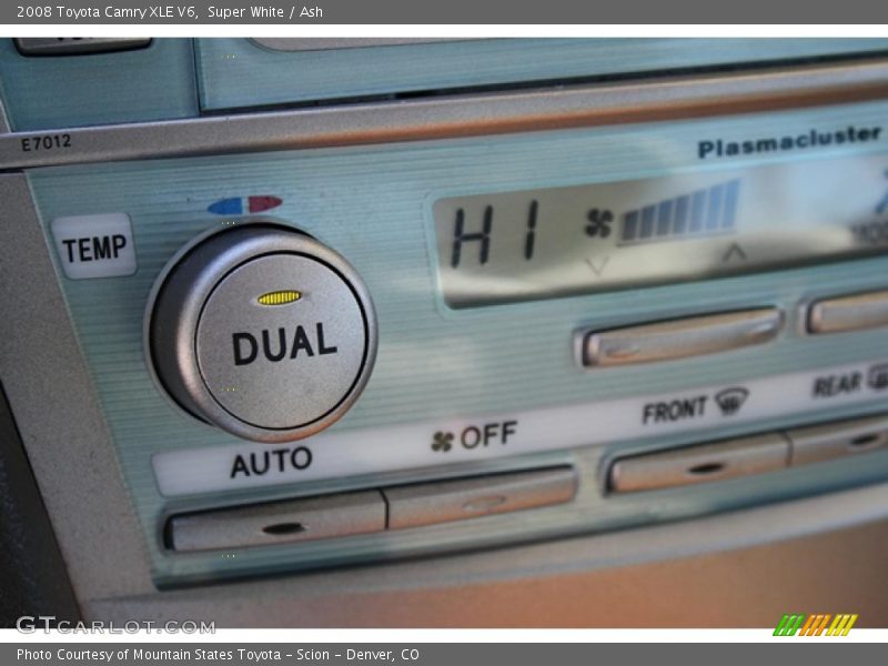 Super White / Ash 2008 Toyota Camry XLE V6