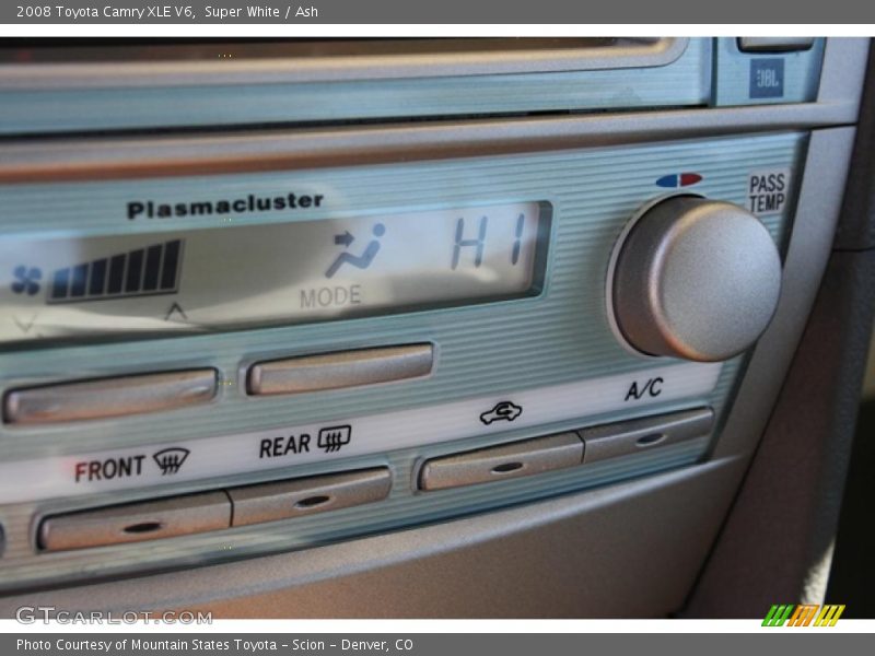 Super White / Ash 2008 Toyota Camry XLE V6