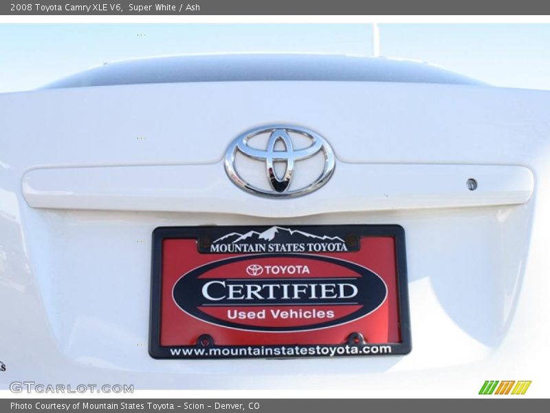 Super White / Ash 2008 Toyota Camry XLE V6
